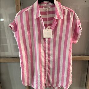 beachlunchlounge "Spencer" in STRAWBERRY FLAMBE Pink&White Striped Button-Up💕